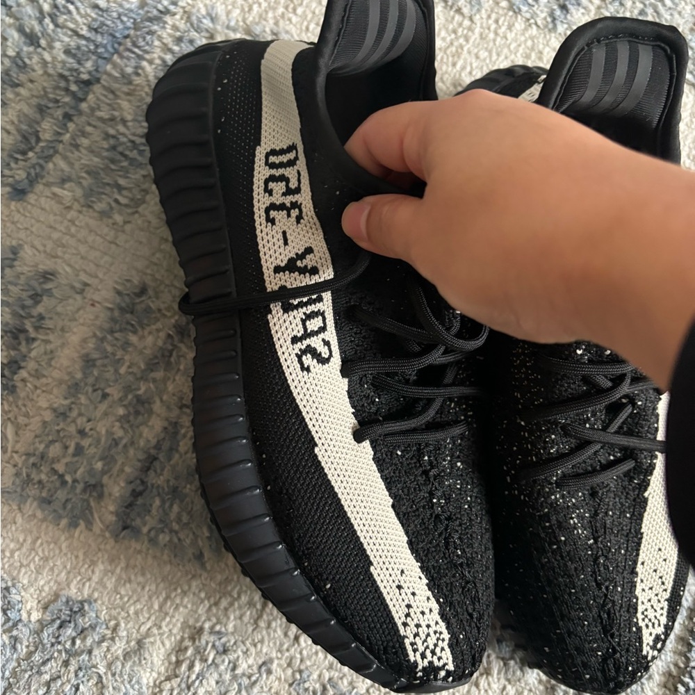 adidas Yeezy Boost 350